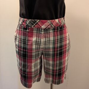 Lady Hagen Plaid Golf Shorts